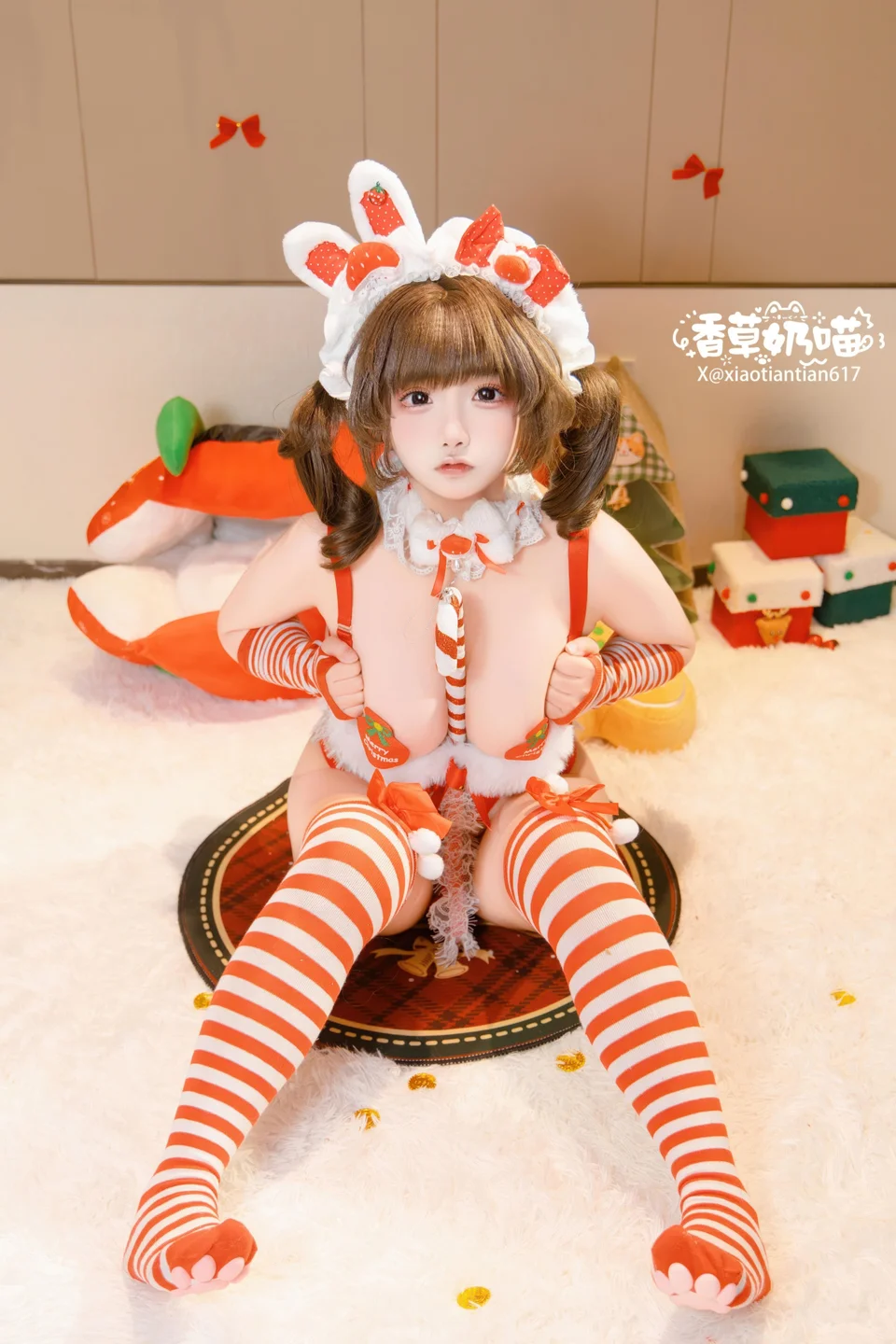 香草奶喵 - No.001 圣诞礼物 [135P,25V-1.04GB] tg@simisebaisi 【丝足阁】096.webp